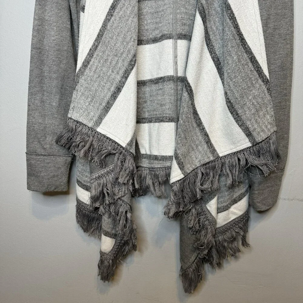 Anthropologie Saturday Sunday Cardigan Medium Gray Grey Fringe Striped - Picture 3 of 7